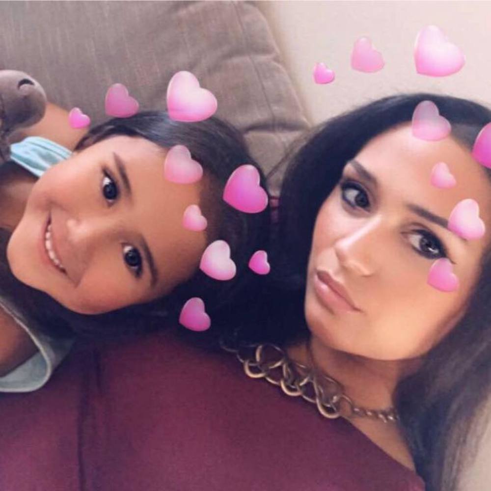 Meet your Posher, Farrah